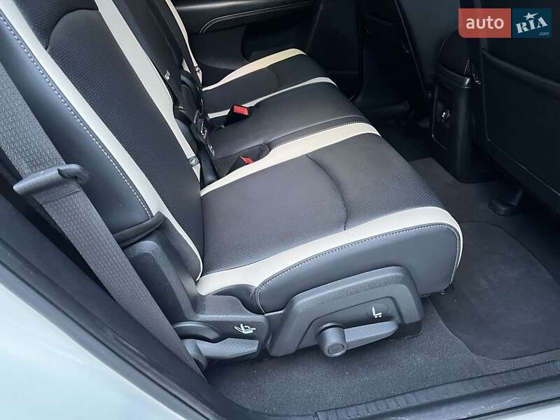 Внедорожник / Кроссовер Dodge Journey 2020 в Львове