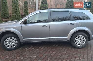 Позашляховик / Кросовер Dodge Journey 2016 в Стебнику