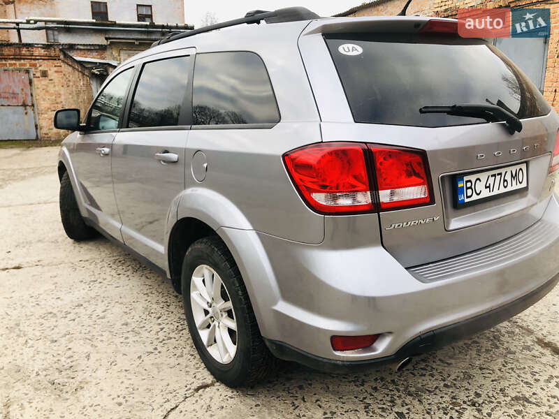 Позашляховик / Кросовер Dodge Journey 2015 в Сокалі