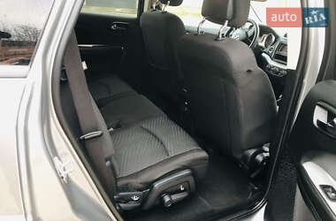 Внедорожник / Кроссовер Dodge Journey 2015 в 