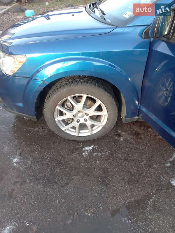 Внедорожник / Кроссовер Dodge Journey 2015 в Вышгороде