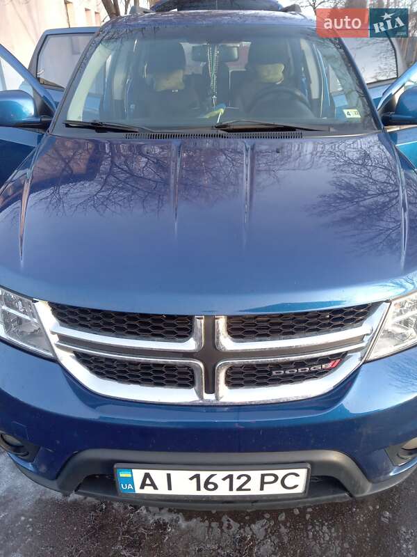 Внедорожник / Кроссовер Dodge Journey 2015 в Вышгороде