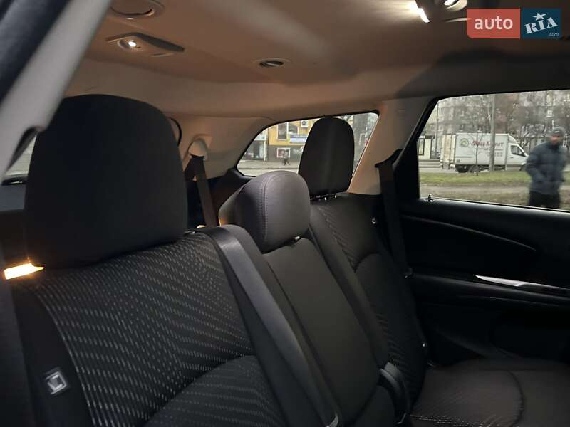 Внедорожник / Кроссовер Dodge Journey 2013 в Ивано-Франковске