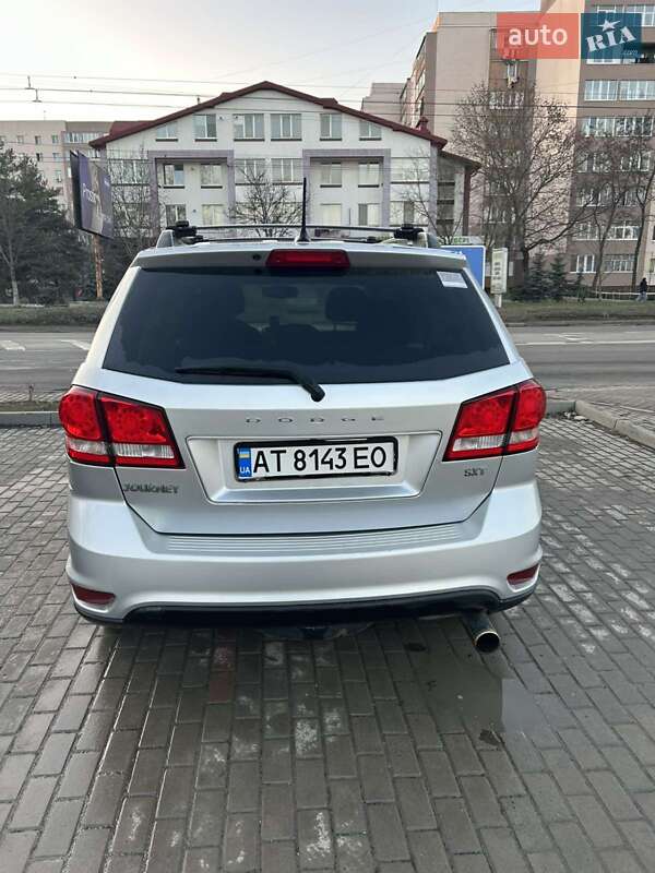 Внедорожник / Кроссовер Dodge Journey 2013 в Ивано-Франковске