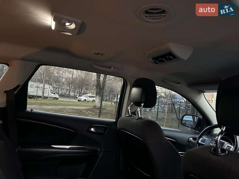 Внедорожник / Кроссовер Dodge Journey 2013 в Ивано-Франковске