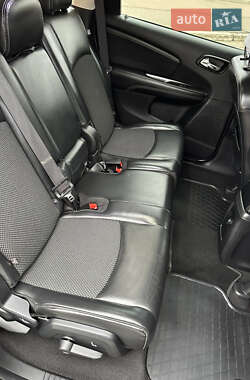 Внедорожник / Кроссовер Dodge Journey 2015 в 