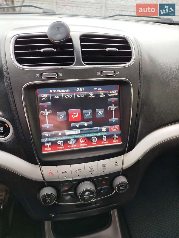 Внедорожник / Кроссовер Dodge Journey 2015 в Буче