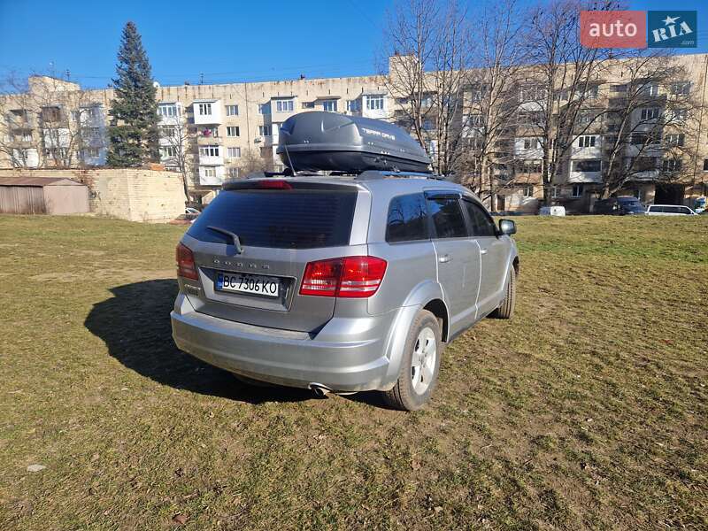 Позашляховик / Кросовер Dodge Journey 2015 в Чернівцях