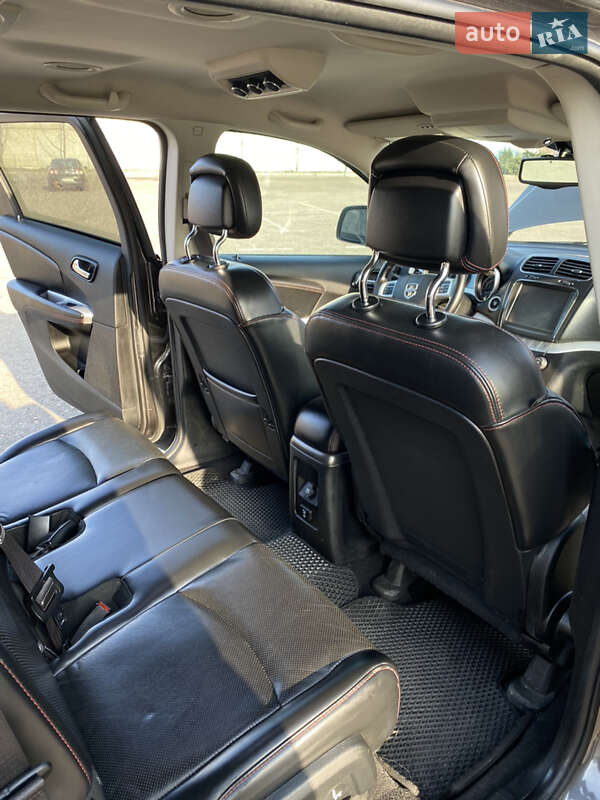 Внедорожник / Кроссовер Dodge Journey 2017 в Киеве