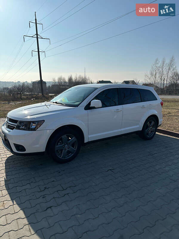 Внедорожник / Кроссовер Dodge Journey 2014 в Хмельницком