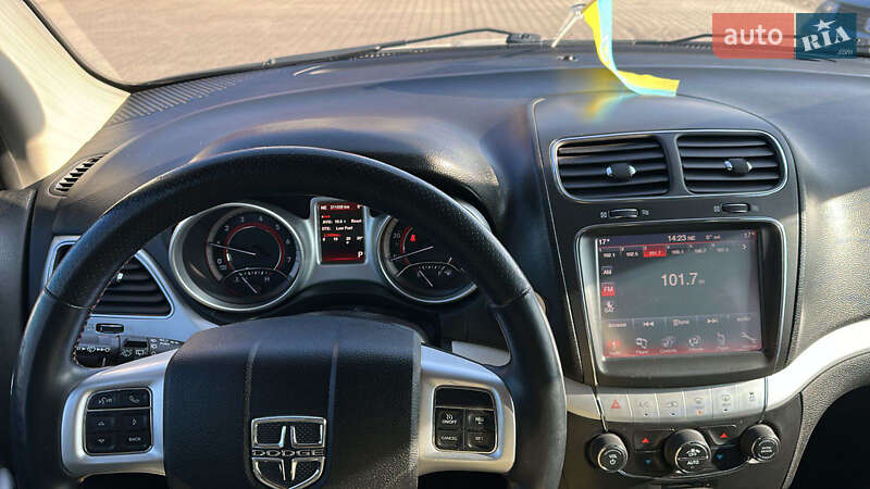 Внедорожник / Кроссовер Dodge Journey 2014 в Хмельницком