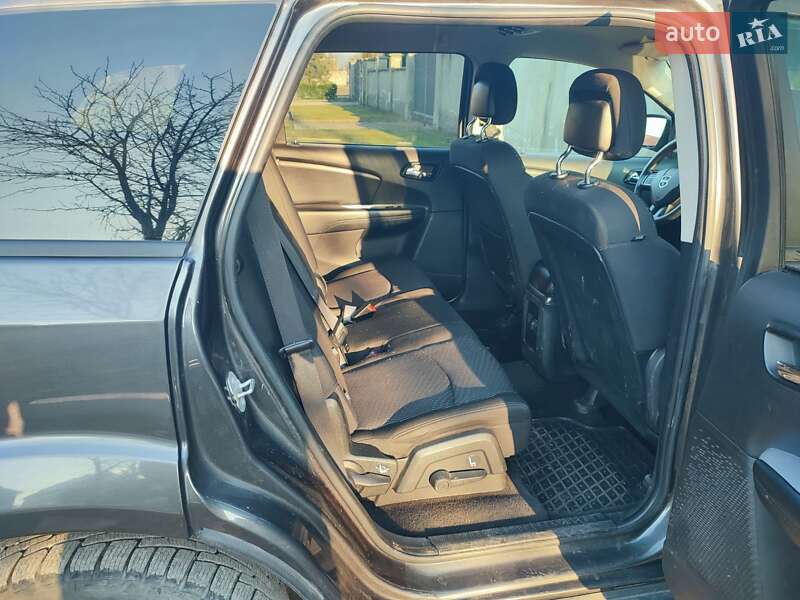 Внедорожник / Кроссовер Dodge Journey 2015 в Мукачево