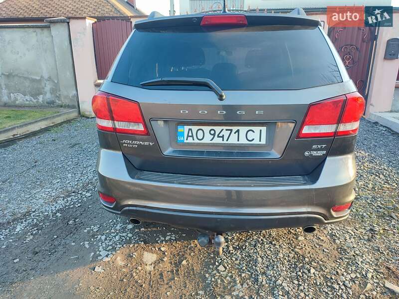 Внедорожник / Кроссовер Dodge Journey 2015 в Мукачево