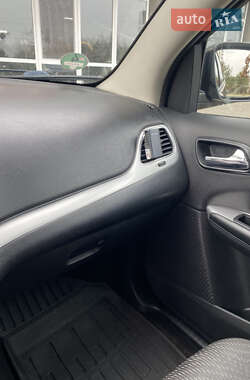 Внедорожник / Кроссовер Dodge Journey 2014 в 