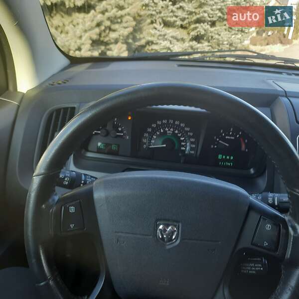 Позашляховик / Кросовер Dodge Journey 2009 в Тернополі