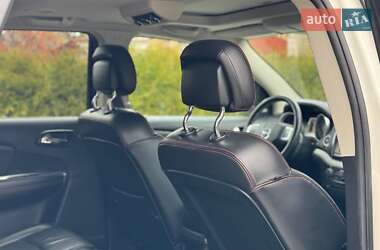 Внедорожник / Кроссовер Dodge Journey 2017 в 