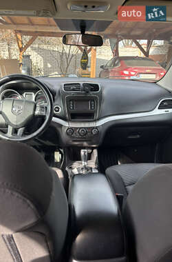 Внедорожник / Кроссовер Dodge Journey 2015 в 