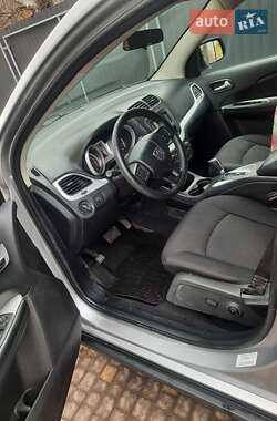Внедорожник / Кроссовер Dodge Journey 2015 в 