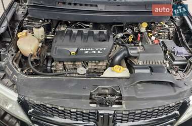 Внедорожник / Кроссовер Dodge Journey 2014 в 