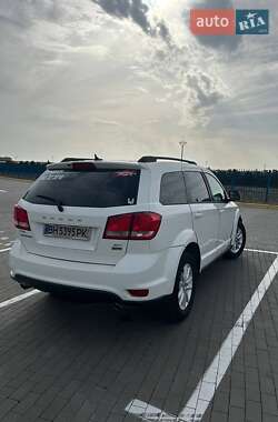 Позашляховик / Кросовер Dodge Journey 2015 в 