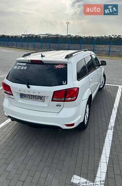 Позашляховик / Кросовер Dodge Journey 2015 в 