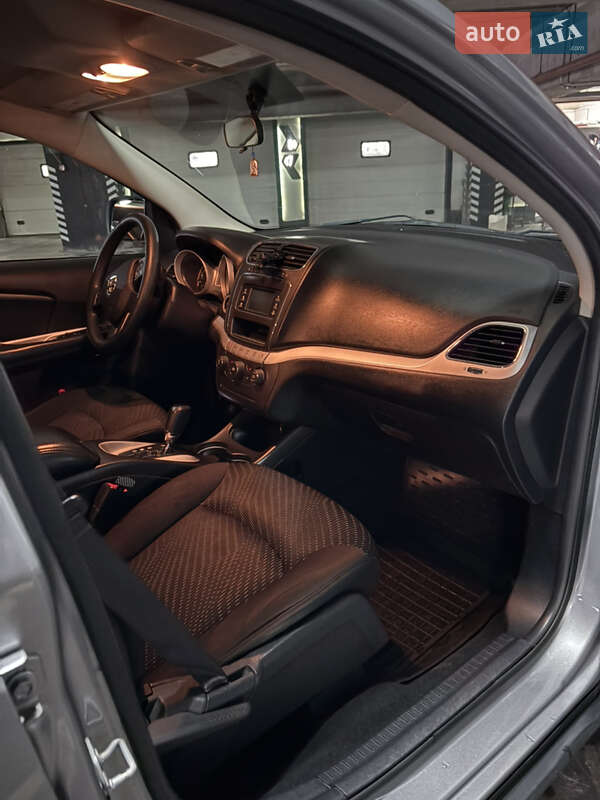 Внедорожник / Кроссовер Dodge Journey 2016 в Львове