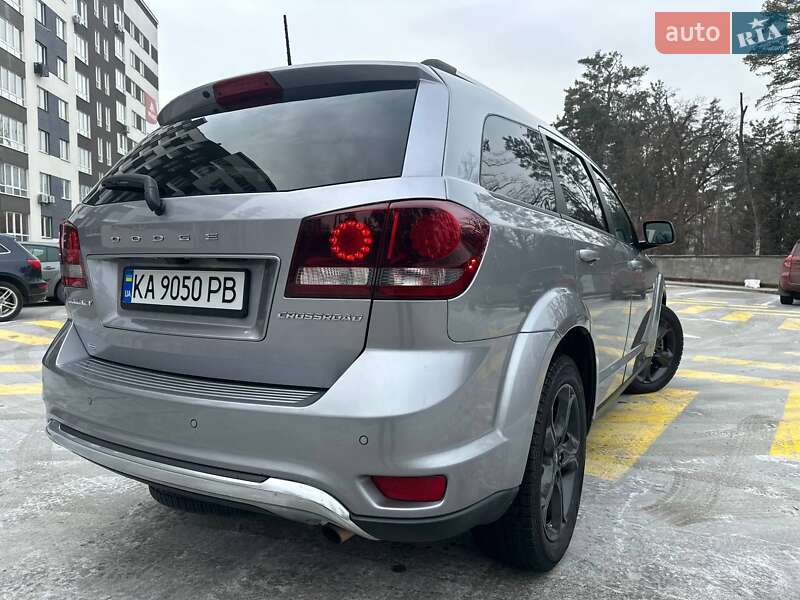 Внедорожник / Кроссовер Dodge Journey 2020 в Ирпене