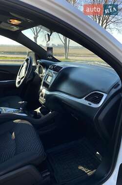 Внедорожник / Кроссовер Dodge Journey 2016 в 