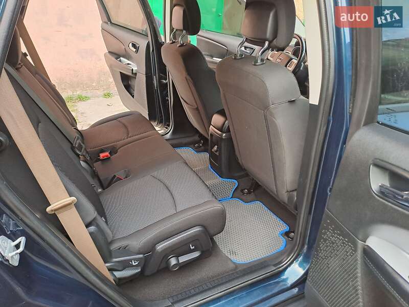 Внедорожник / Кроссовер Dodge Journey 2014 в Остроге фото 23 Внедорожник / Кроссовер Dodge Journey 2014 в Остроге