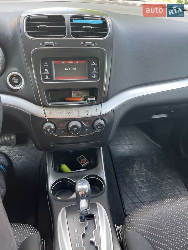 Позашляховик / Кросовер Dodge Journey 2016 в Гадячі