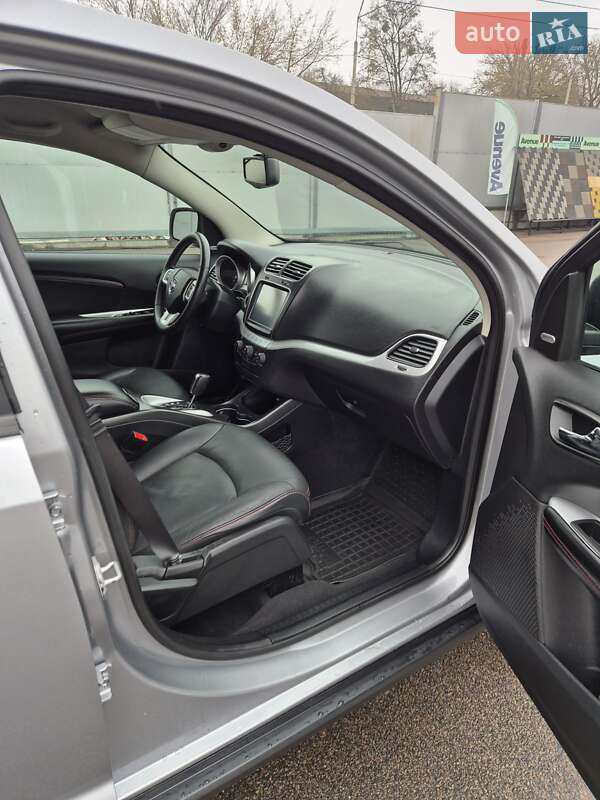 Внедорожник / Кроссовер Dodge Journey 2015 в Киеве