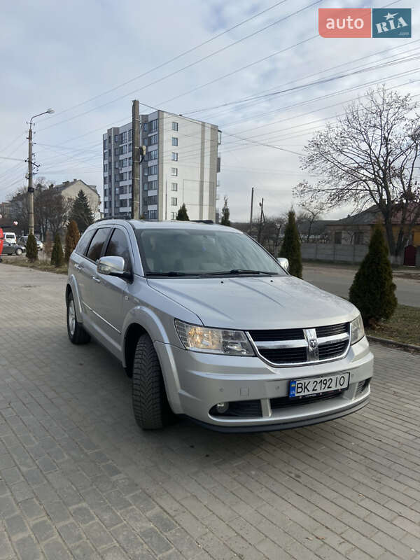 Позашляховик / Кросовер Dodge Journey 2008 в Березному