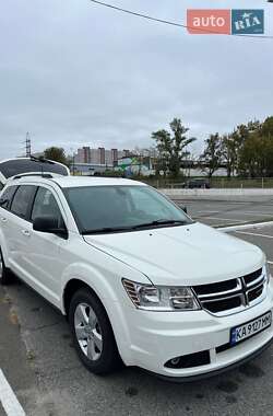 Позашляховик / Кросовер Dodge Journey 2020 в 