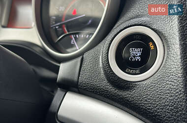 Позашляховик / Кросовер Dodge Journey 2014 в 