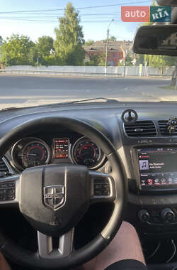 Внедорожник / Кроссовер Dodge Journey 2019 в 
