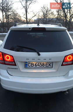 Позашляховик / Кросовер Dodge Journey 2014 в 