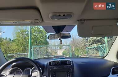 Внедорожник / Кроссовер Dodge Journey 2011 в 