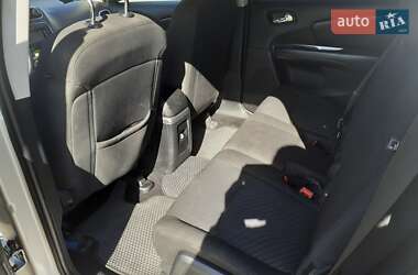 Внедорожник / Кроссовер Dodge Journey 2011 в 
