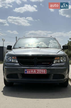 Позашляховик / Кросовер Dodge Journey 2020 в 
