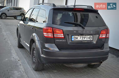 Позашляховик / Кросовер Dodge Journey 2018 в 