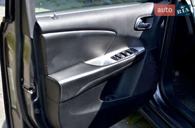 Позашляховик / Кросовер Dodge Journey 2018 в 