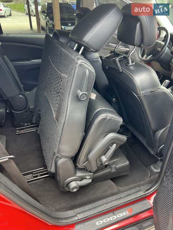 Позашляховик / Кросовер Dodge Journey 2015 в Києві