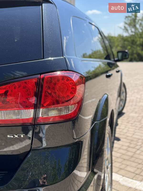 Позашляховик / Кросовер Dodge Journey 2012 в Кривому Розі