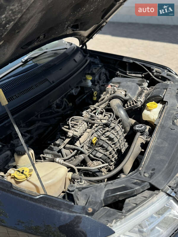 Позашляховик / Кросовер Dodge Journey 2012 в Кривому Розі