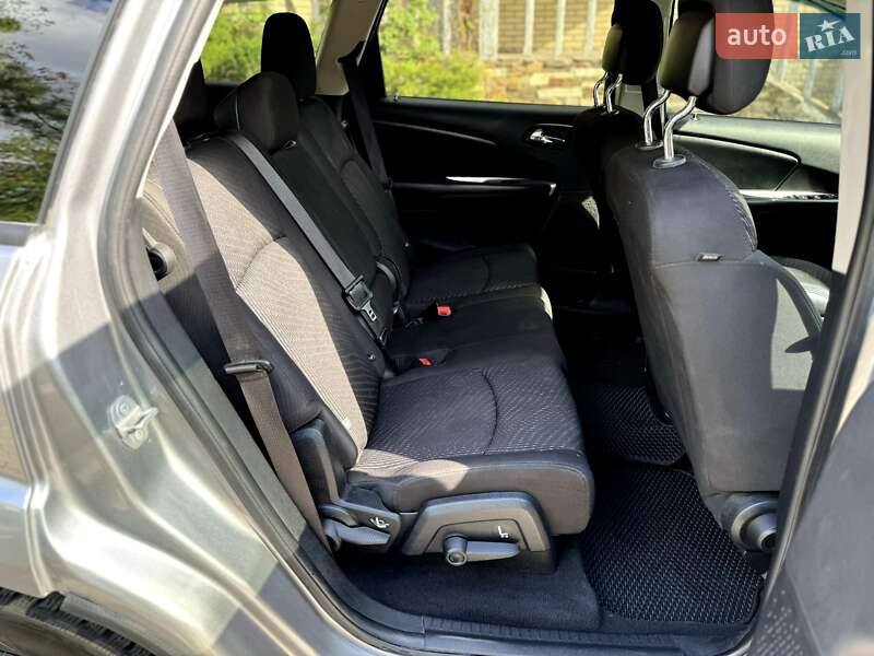 Позашляховик / Кросовер Dodge Journey 2016 в Харкові