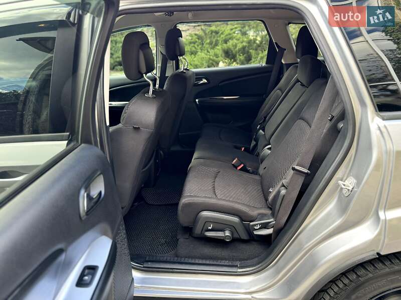 Позашляховик / Кросовер Dodge Journey 2016 в Харкові