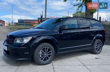 Позашляховик / Кросовер Dodge Journey 2018 в 