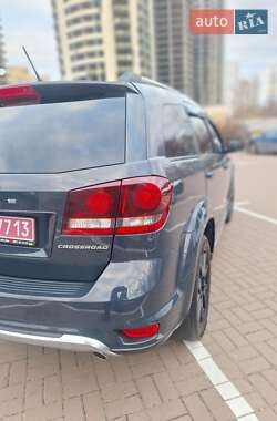 Внедорожник / Кроссовер Dodge Journey 2018 в 