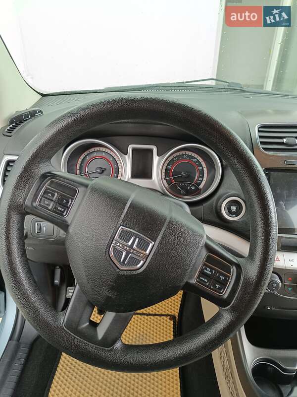 Внедорожник / Кроссовер Dodge Journey 2013 в Ровно