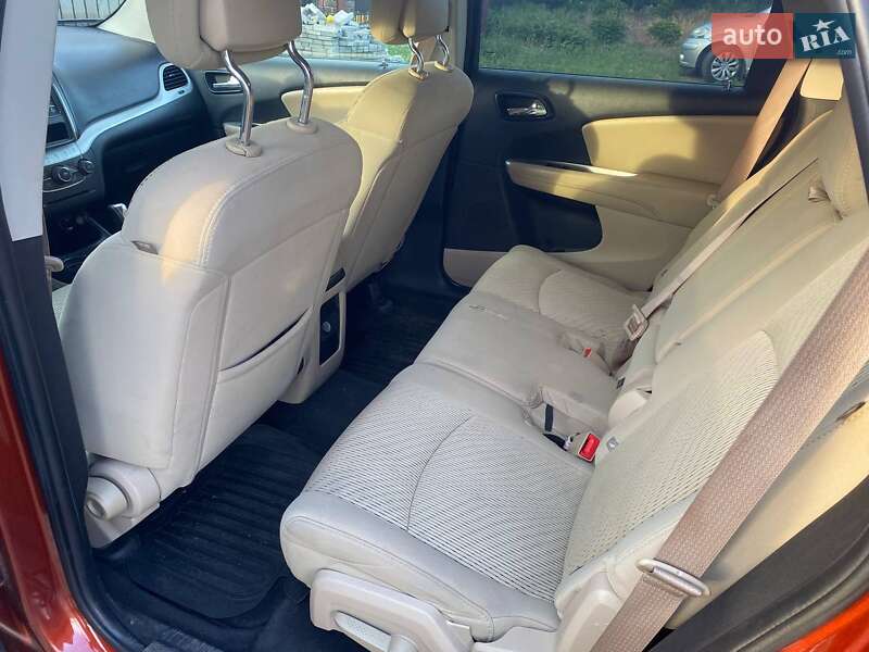 Внедорожник / Кроссовер Dodge Journey 2012 в Кривом Роге